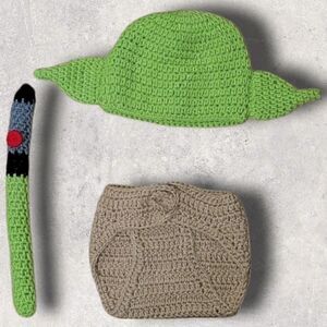 HANDMADE STAR WARS BABY YODA 3-PIECE OUTFIT